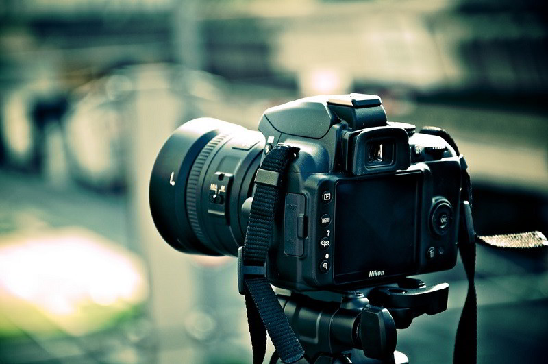 neu-thich-dslr-tai-sao-khong-bat-dau-voi-mot-chiec-may-anh-cu